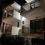 شقة فندقية Zeus 3*