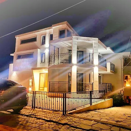 Hotel de apartamente Zeus Potos