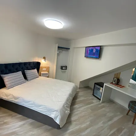 Hotel de apartamente Zeus Potos