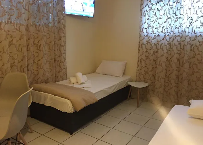 Zeus Hotel de apartamente Potos