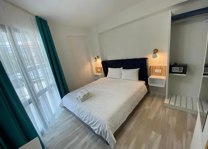 Hotel de apartamente Zeus Potos